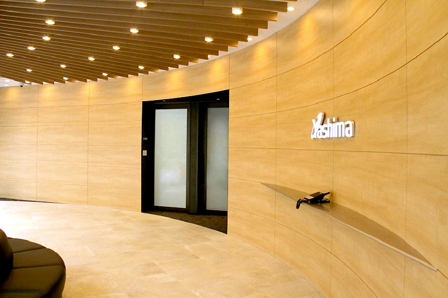 八洲電機株式会社様 エントランスリニューアル事例