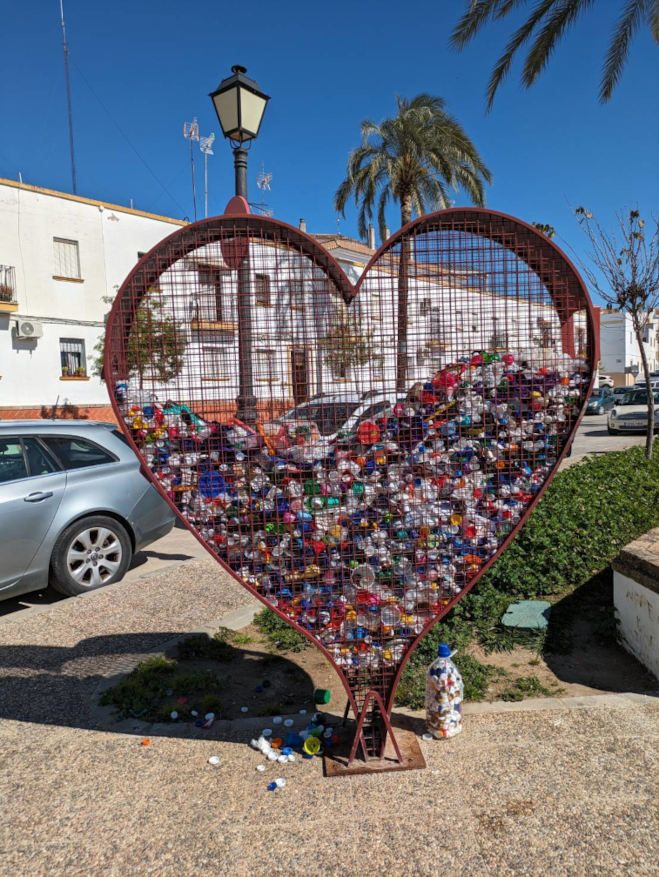 ココロも満たすリサイクルBOX